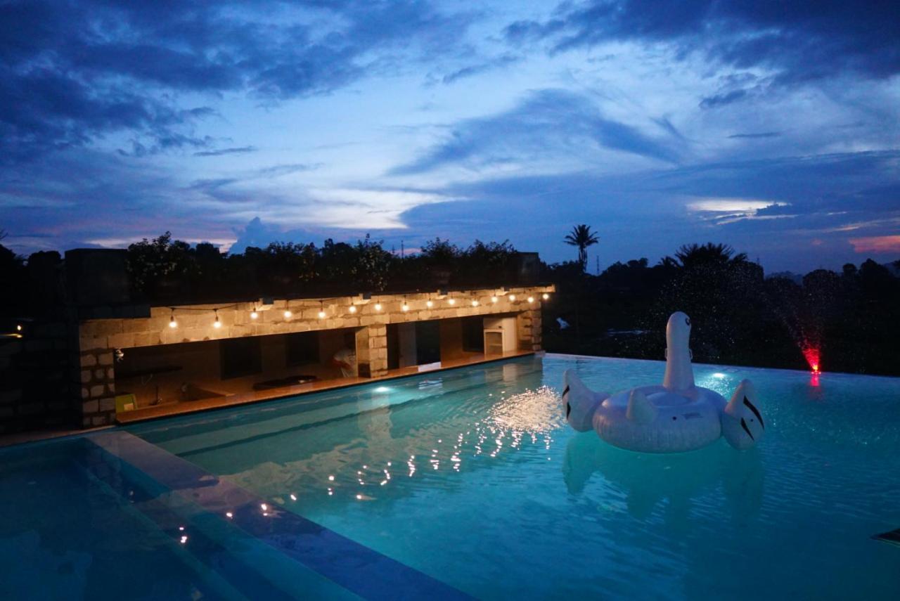 Jhoanie Hotel Tomohon Zewnętrze zdjęcie